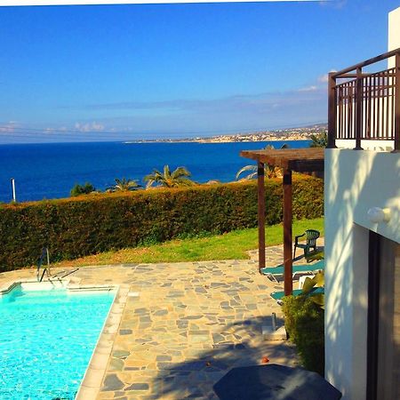 Aura Holiday Villas Пафос Экстерьер фото