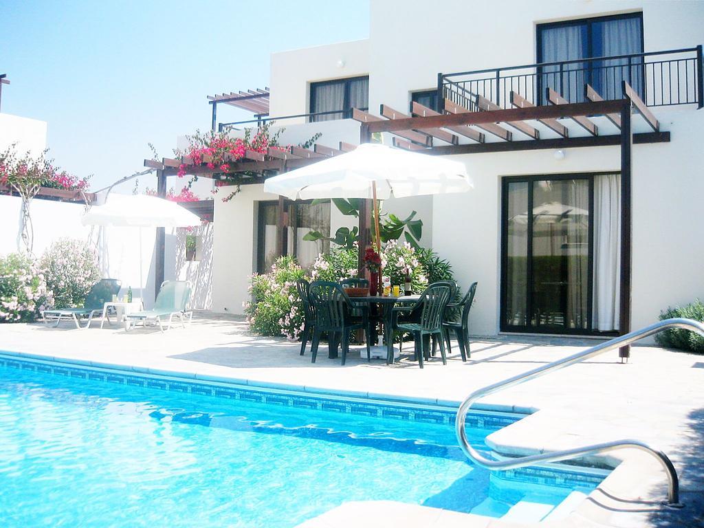 Aura Holiday Villas Пафос Экстерьер фото