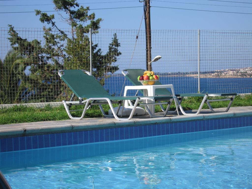 Aura Holiday Villas Пафос Номер фото