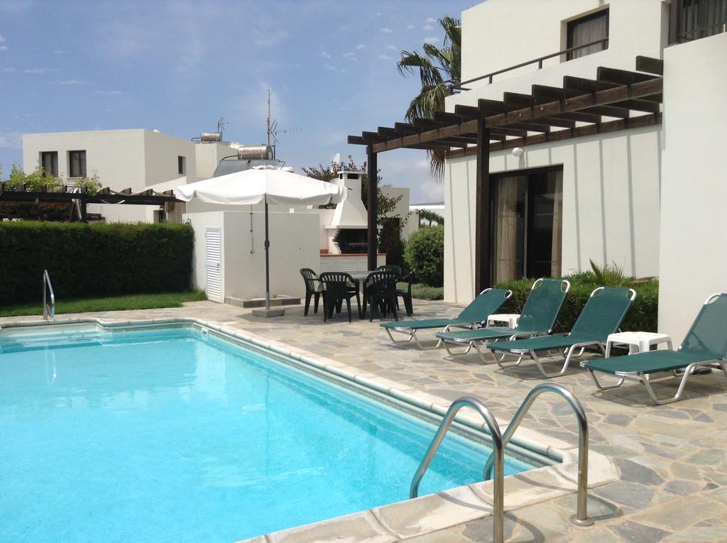 Aura Holiday Villas Пафос Номер фото