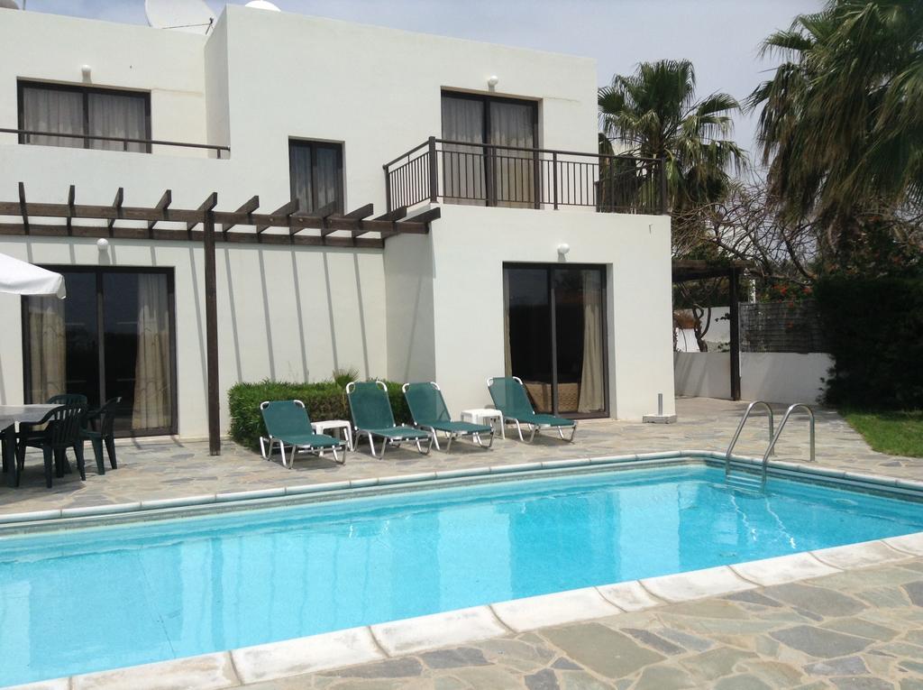 Aura Holiday Villas Пафос Номер фото