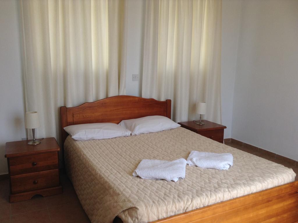 Aura Holiday Villas Пафос Номер фото